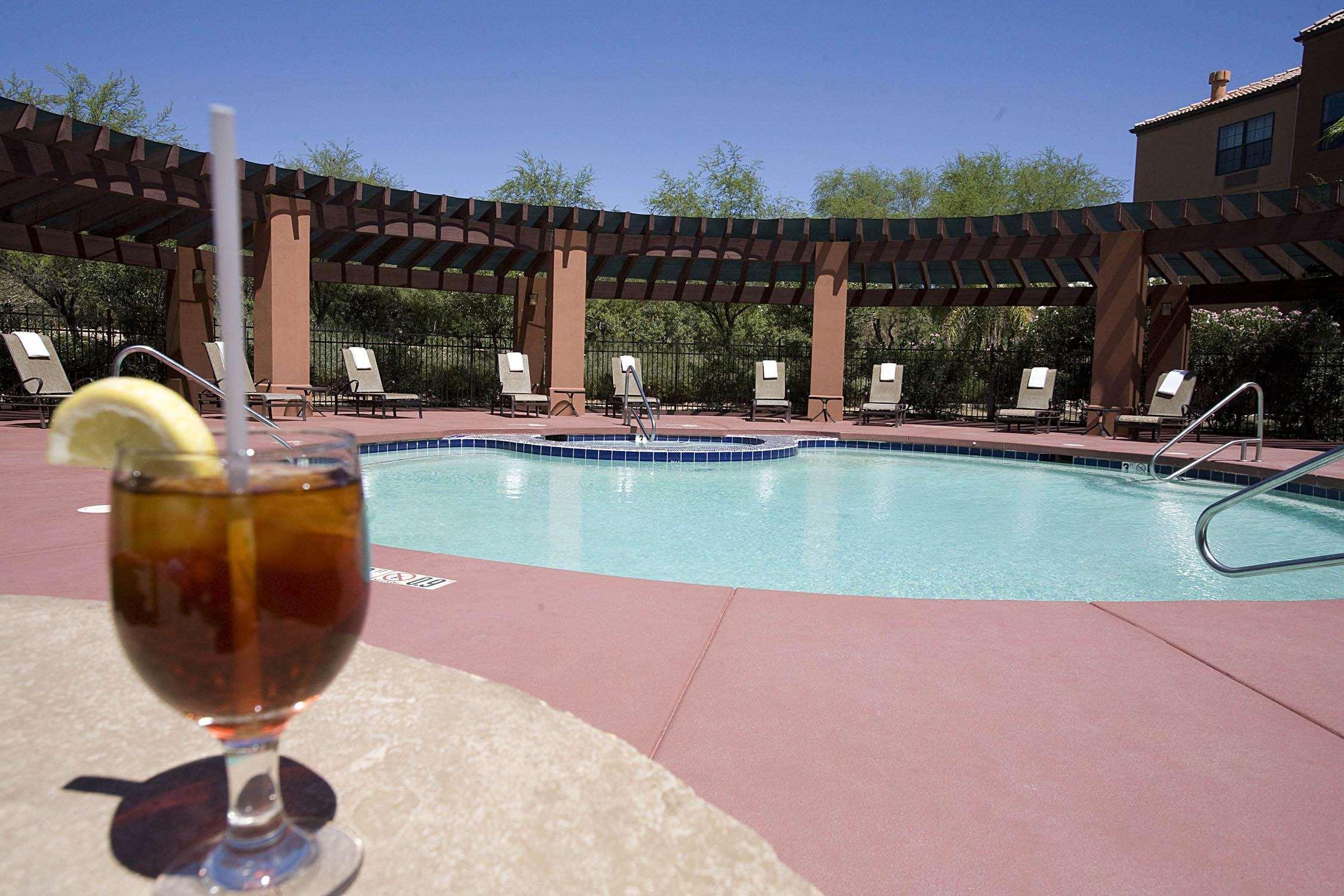 Hilton Garden Inn Phoenix Airport Exterior foto